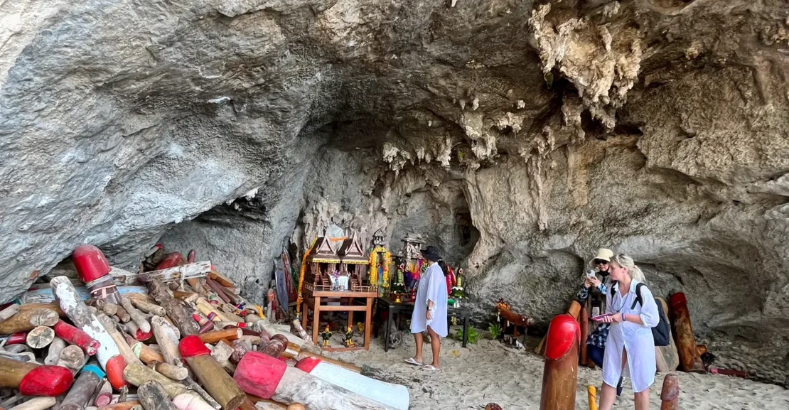 ถ้ำพระนาง